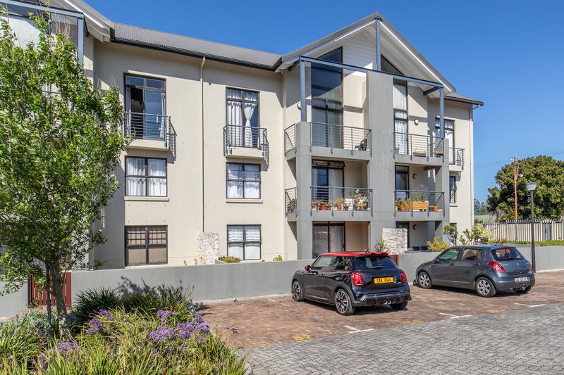 1 Bedroom Property for Sale in Plumstead Western Cape